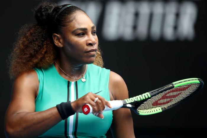 AO19: Serena Williams no tuvo piedad en su debut
