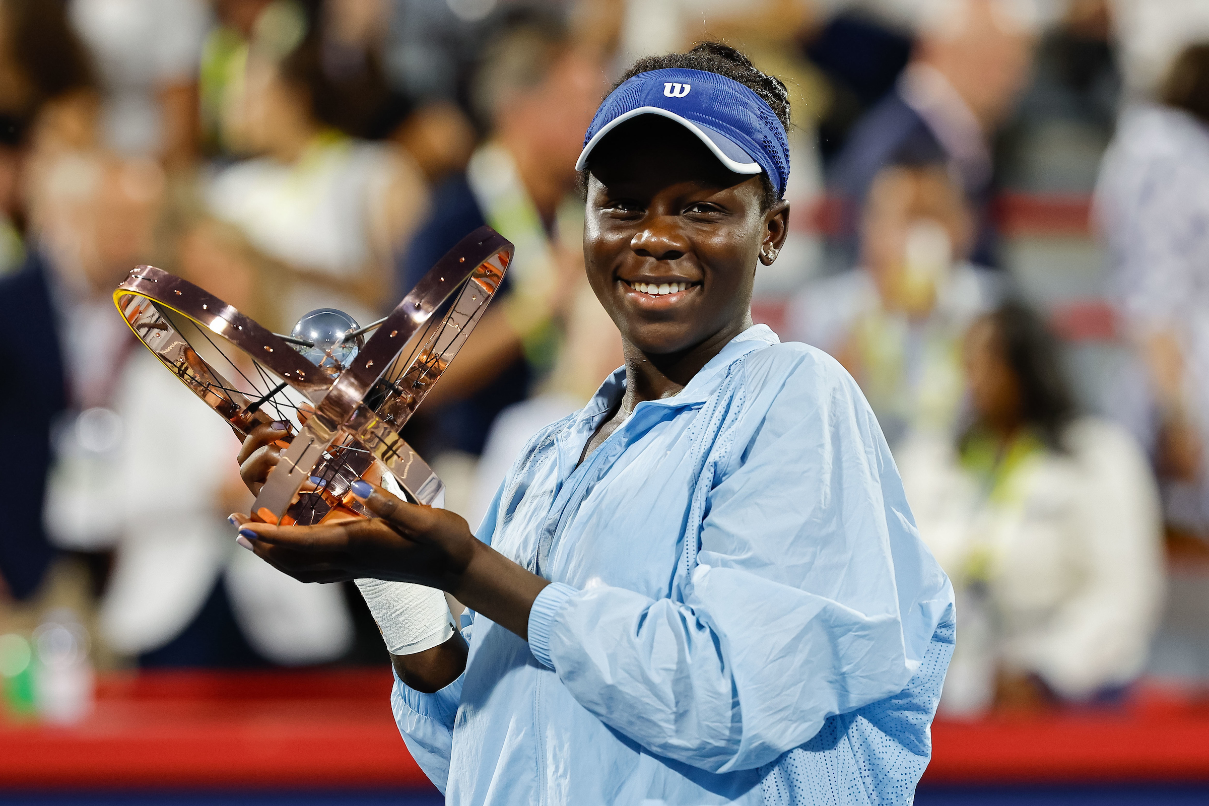 Victoria Mboko hace historia en Montreal: campeona con 18 años y primera coronación WTA
